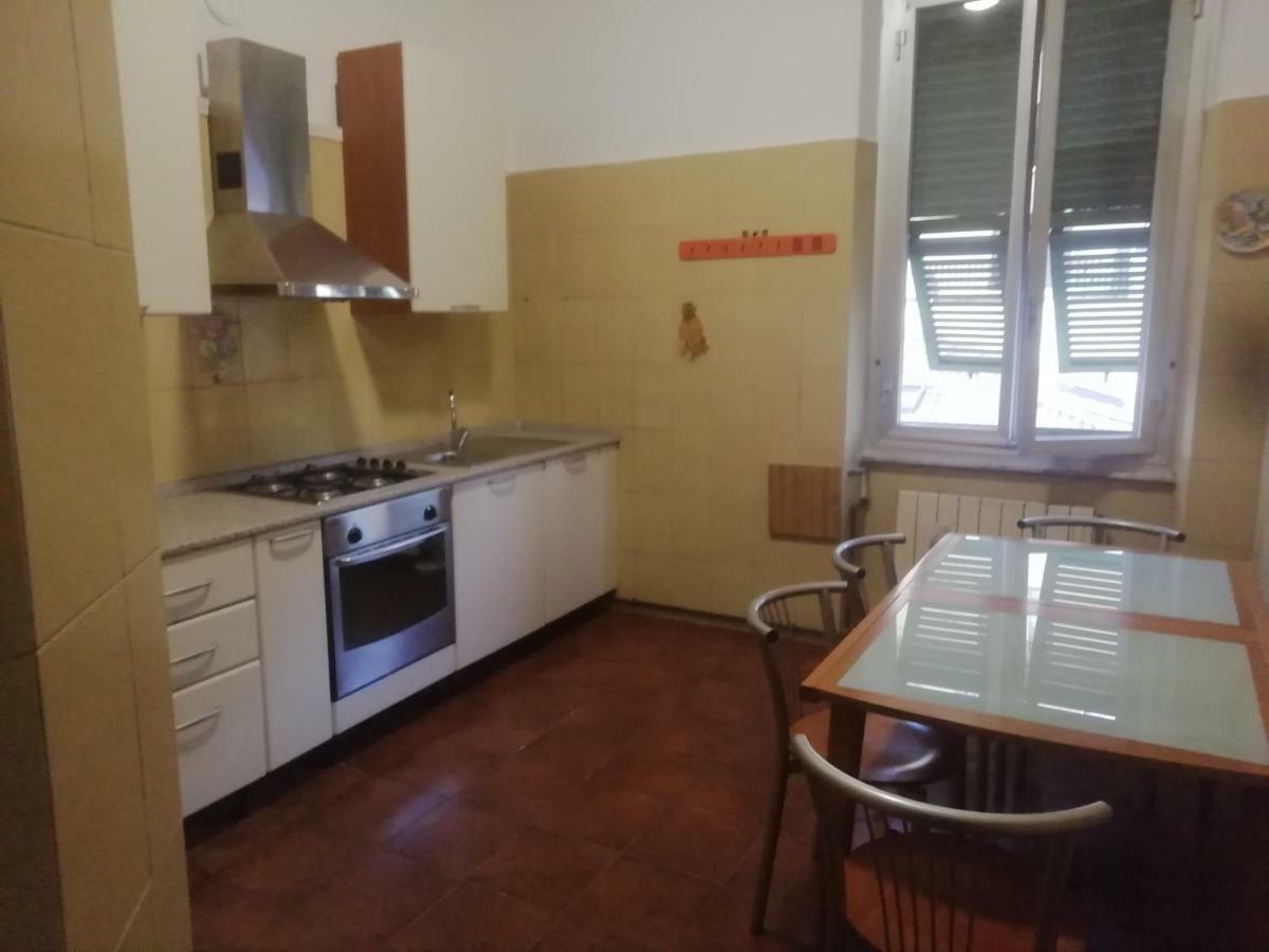 ラ・スペツィアLa Casa Di Saraアパートメント エクステリア 写真